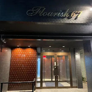 아파트 Flourish 67 